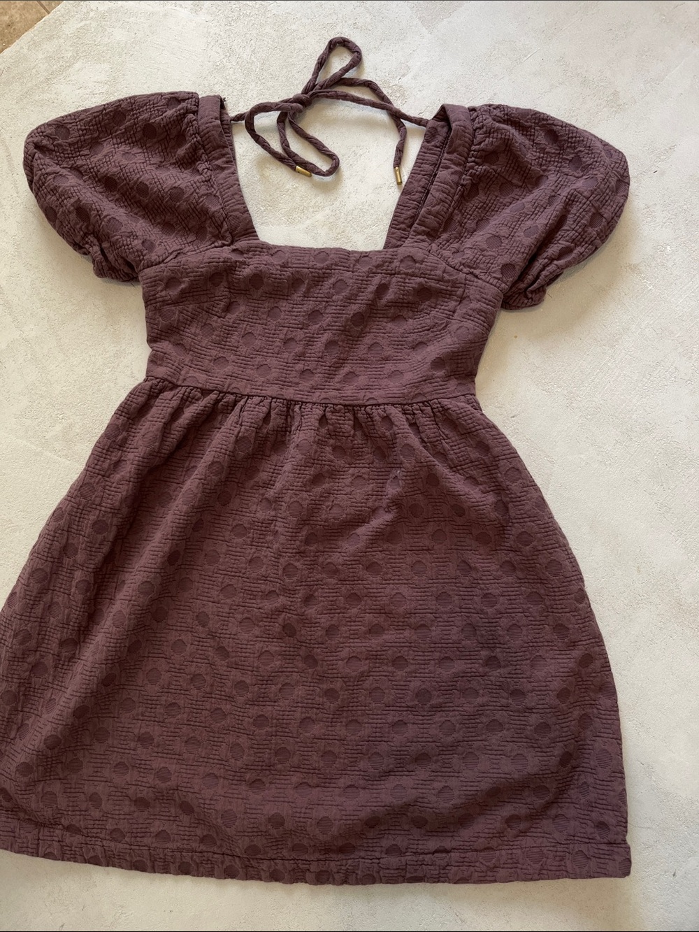 Madewell Puff-Sleeve Dress in Plum with pockets
